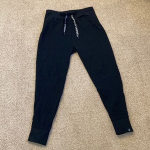 CHIPOTLE black joggers (men’s S)